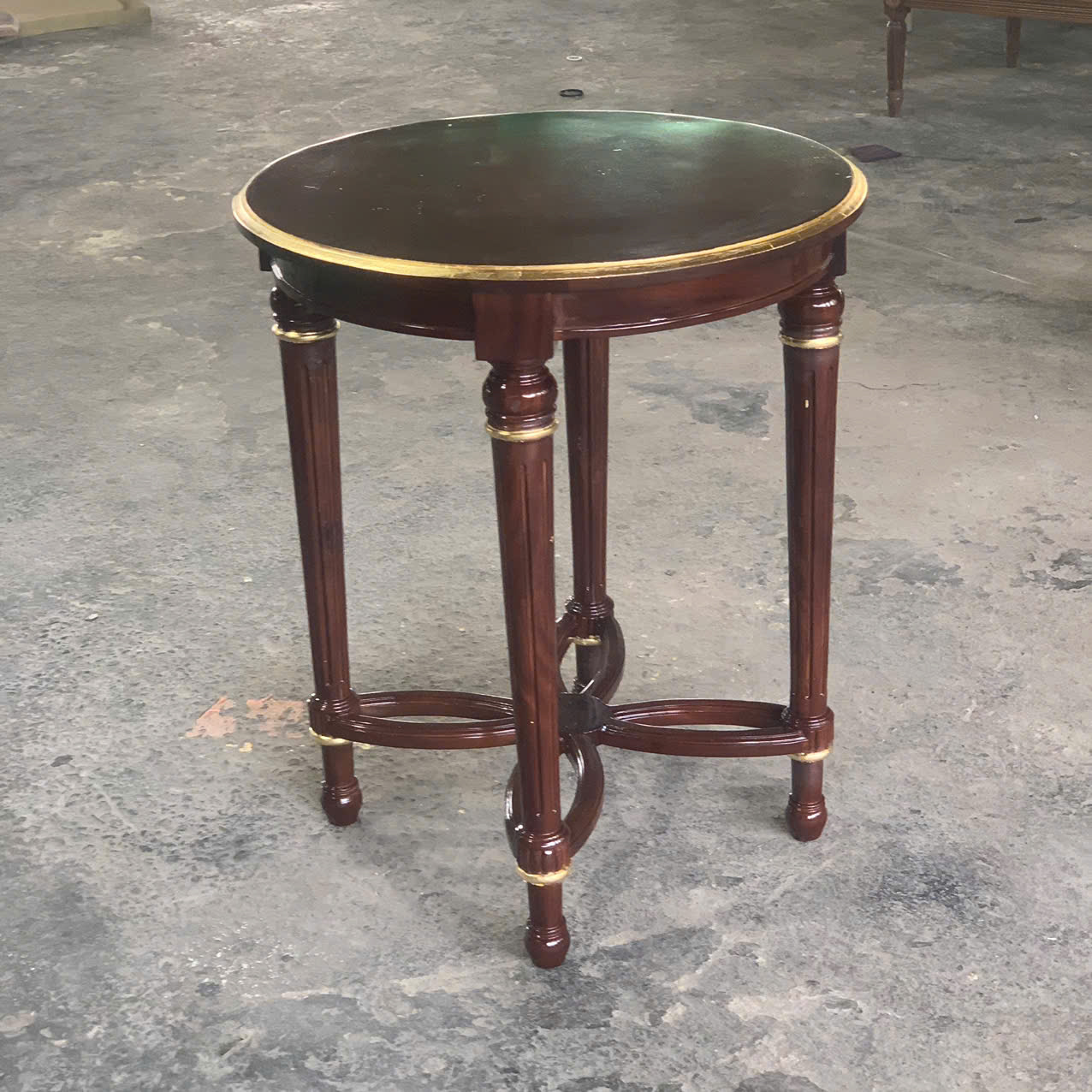 BÀN GÓC TRANG TRÍ CỔ ĐIỂN LOUIS  ( SIDE TABLE)